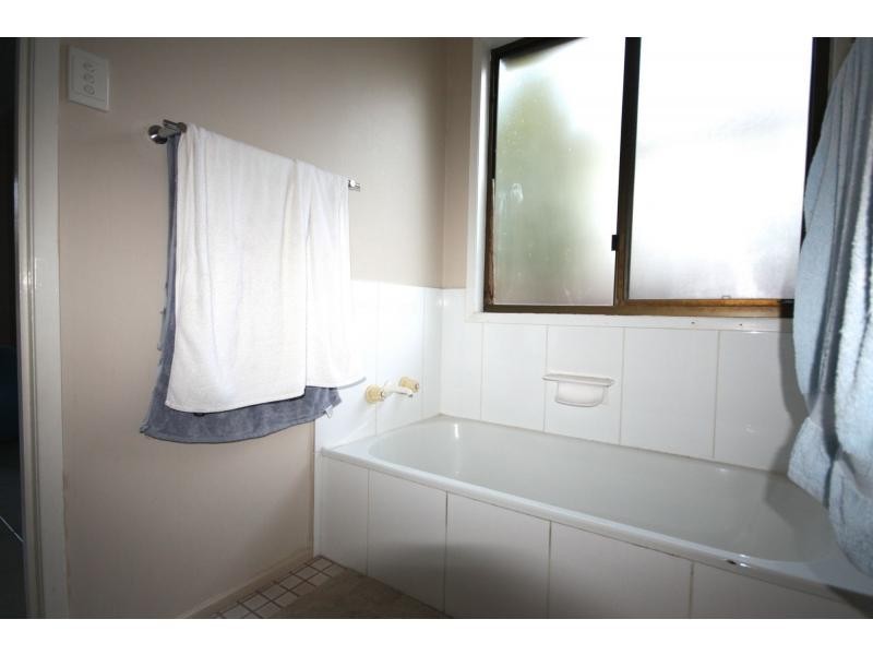 8 Jorgensen Court, Bellbird Park QLD 4300