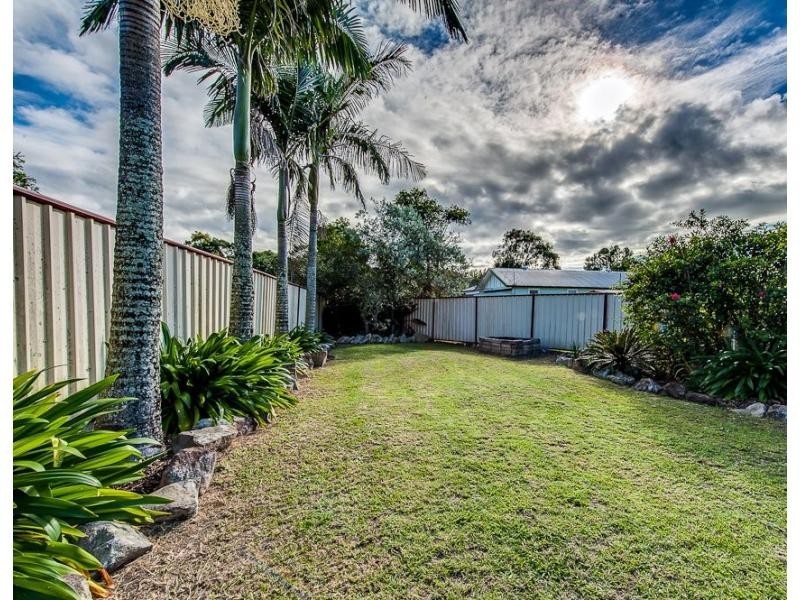 6 Gledson Street, North Booval QLD 4304