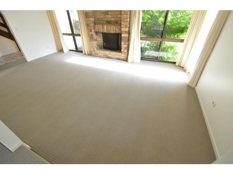 114 Mt Ommaney Drive, Jindalee QLD 4074