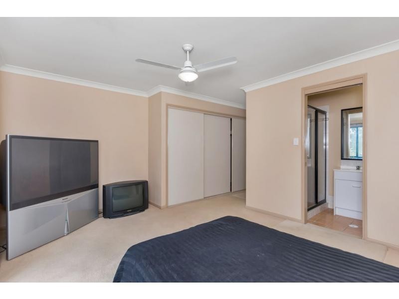 26 Bucknall Court, Regency Downs QLD 4341