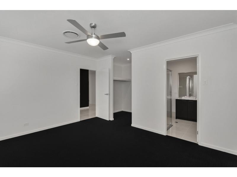 48 Pioneer Drive, Kuraby QLD 4112