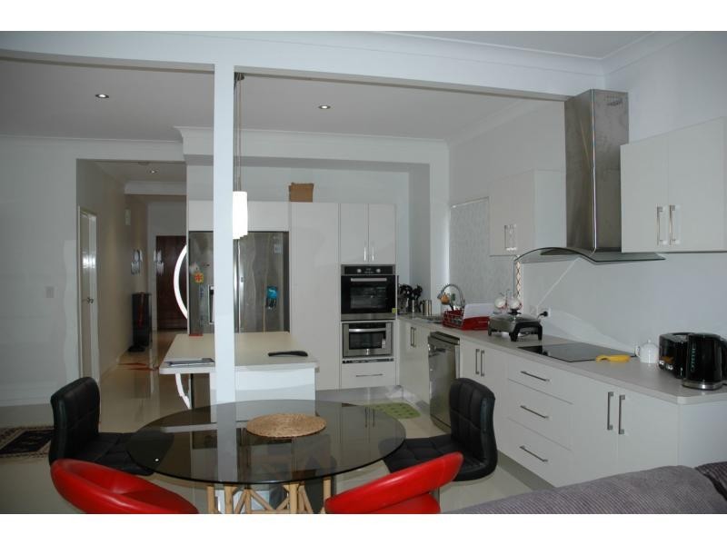 Jindalee QLD 4074
