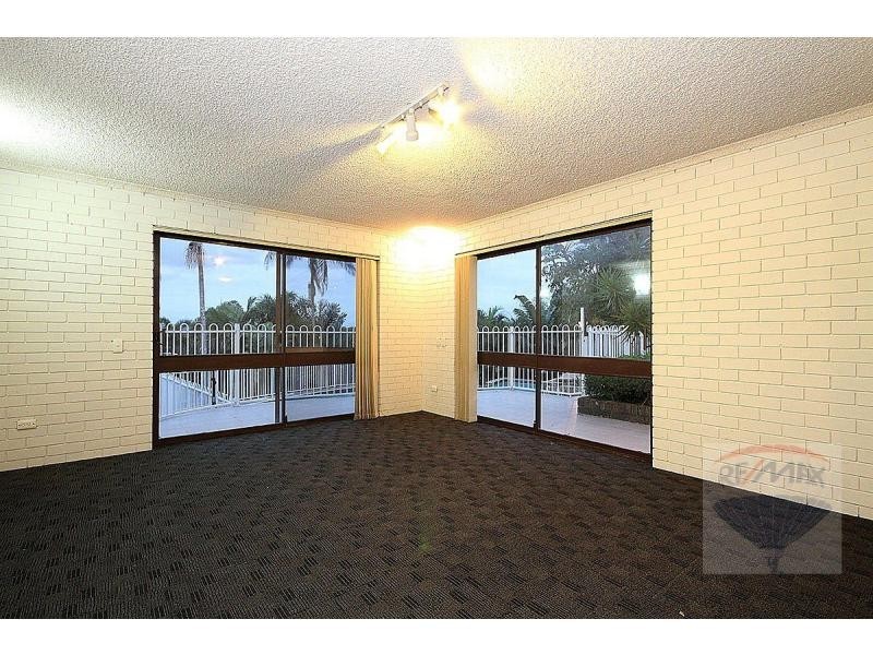 4 MacQuarie Court, Mount Ommaney QLD 4074