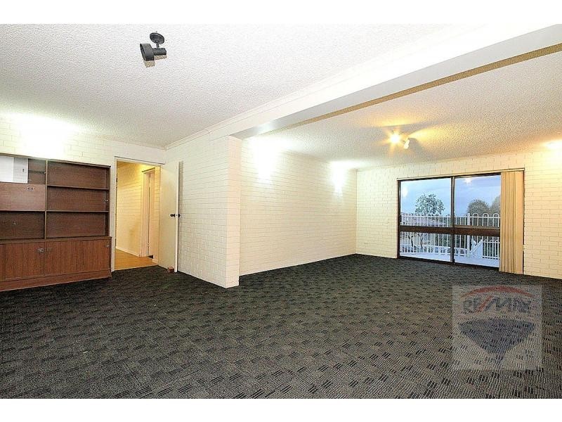 4 MacQuarie Court, Mount Ommaney QLD 4074