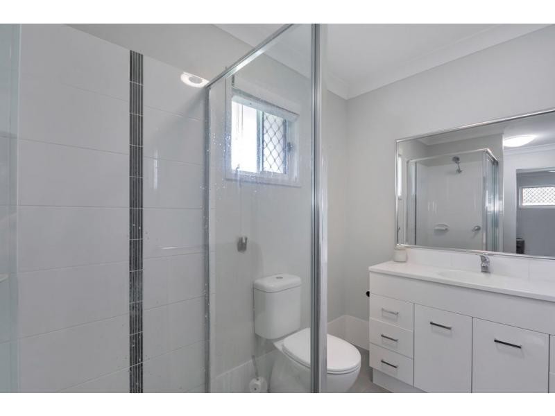 7 Honeyeater Crescent, Moggill QLD 4070