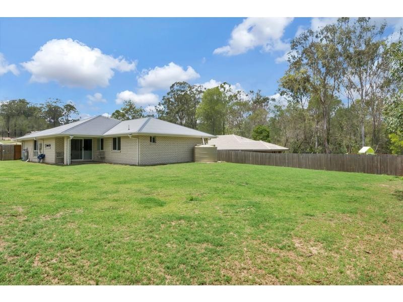 7 Honeyeater Crescent, Moggill QLD 4070