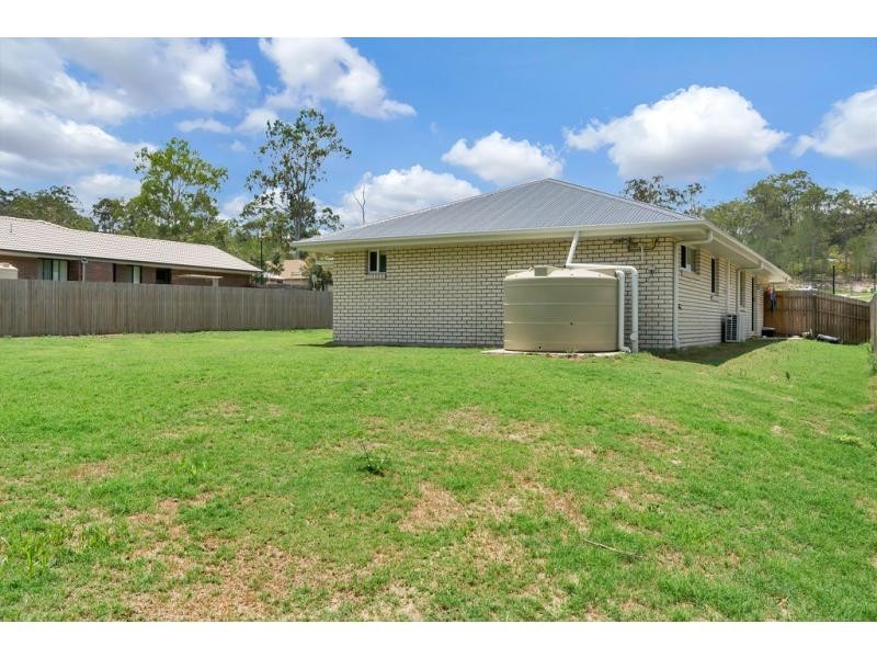 7 Honeyeater Crescent, Moggill QLD 4070