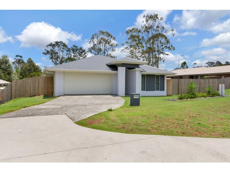 7 Honeyeater Crescent, Moggill QLD 4070