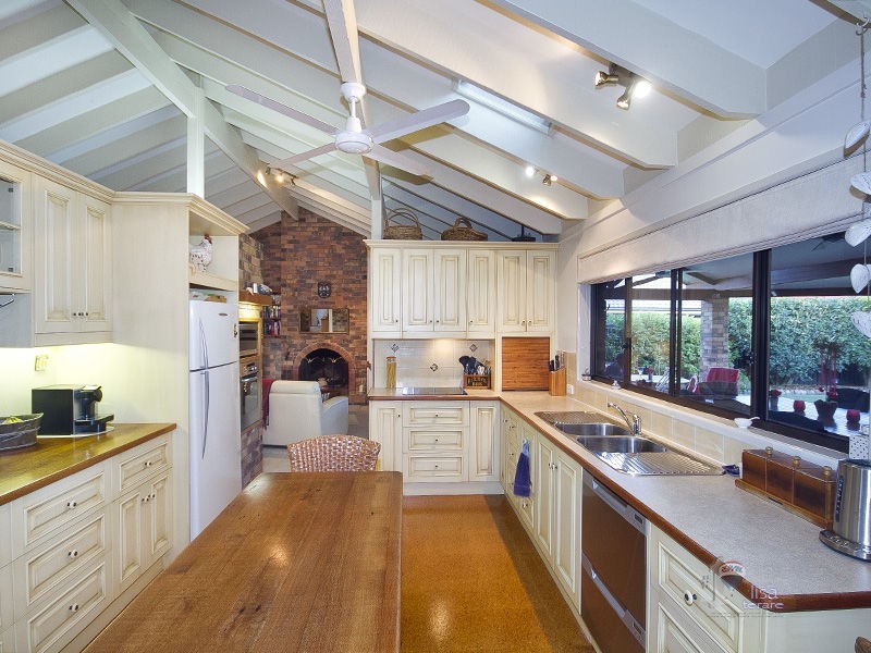 18 Tolaga Street, Westlake QLD 4074