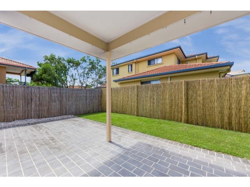 6 McNally Close, Seventeen Mile Rocks QLD 4073