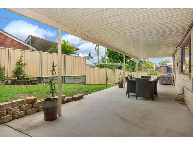3 WYOLA Close, Riverhills QLD 4074