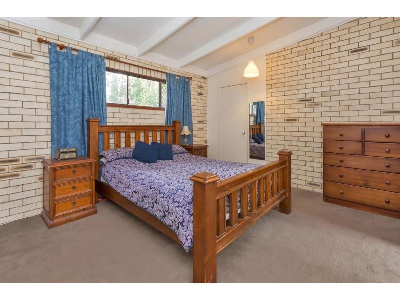 3 WYOLA Close, Riverhills QLD 4074