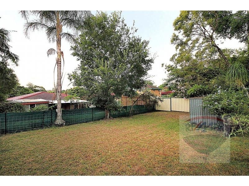 44 Sabot Street, Jamboree Heights QLD 4074