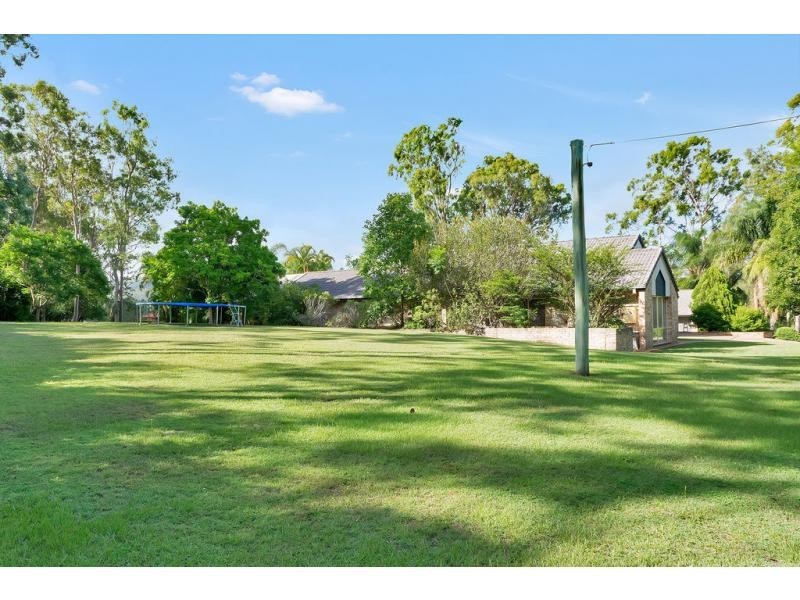 29 SEALARK Cove, Karalee QLD 4306
