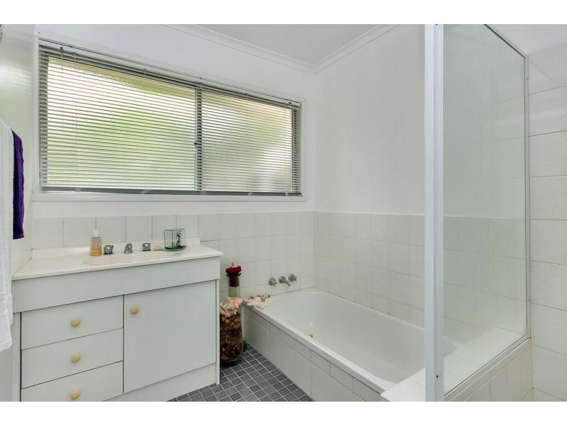 21 Tyrrell Road, Jamboree Heights QLD 4074