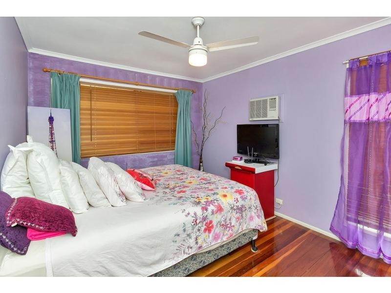 21 Tyrrell Road, Jamboree Heights QLD 4074