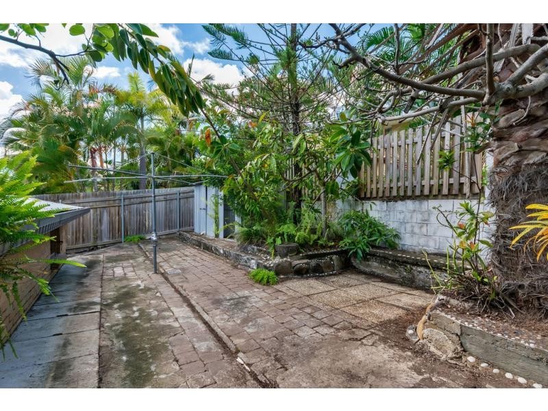 9 Sirocco Street, Jamboree Heights QLD 4074