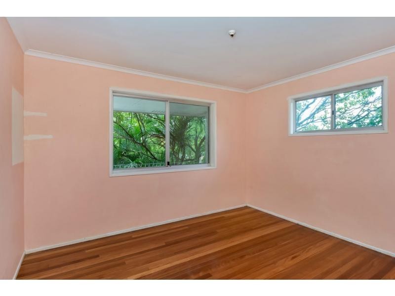 9 Sirocco Street, Jamboree Heights QLD 4074