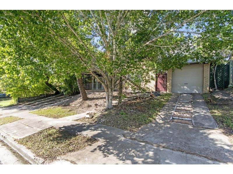 9 Sirocco Street, Jamboree Heights QLD 4074