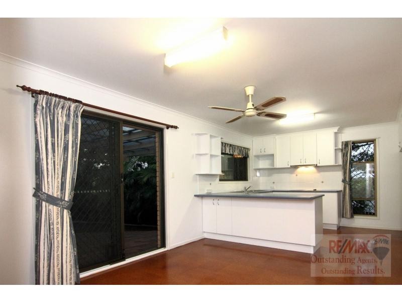 28 Melody Street, Jamboree Heights QLD 4074