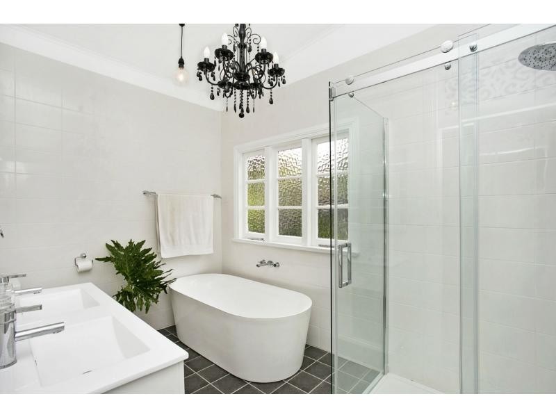 6 Brady Court, Mount Crosby QLD 4306