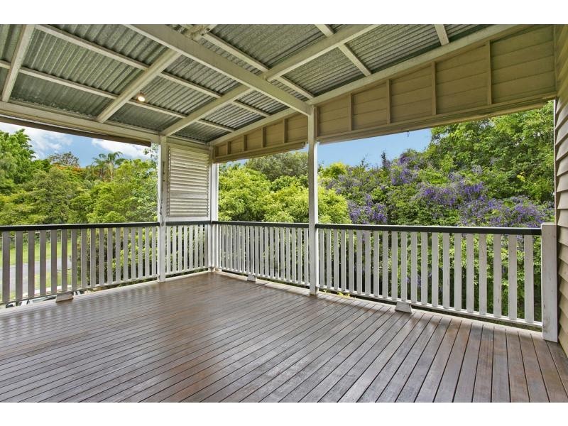 6 Brady Court, Mount Crosby QLD 4306