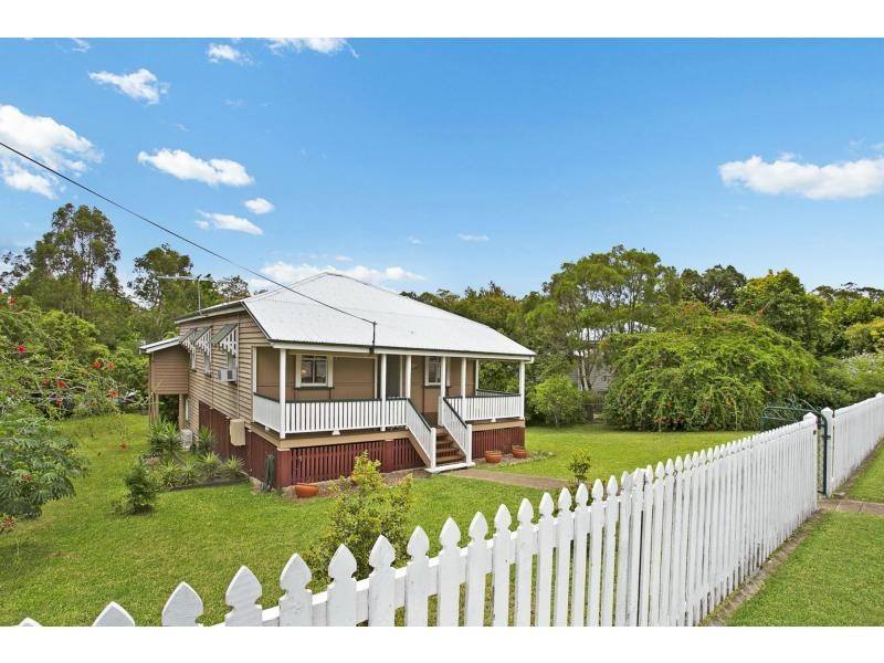 6 Brady Court, Mount Crosby QLD 4306