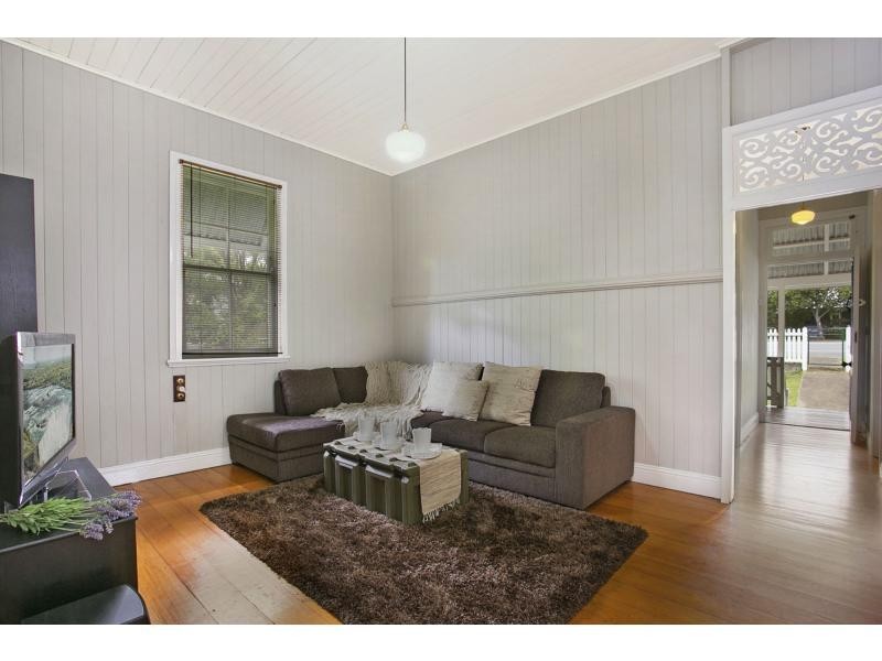 6 Brady Court, Mount Crosby QLD 4306