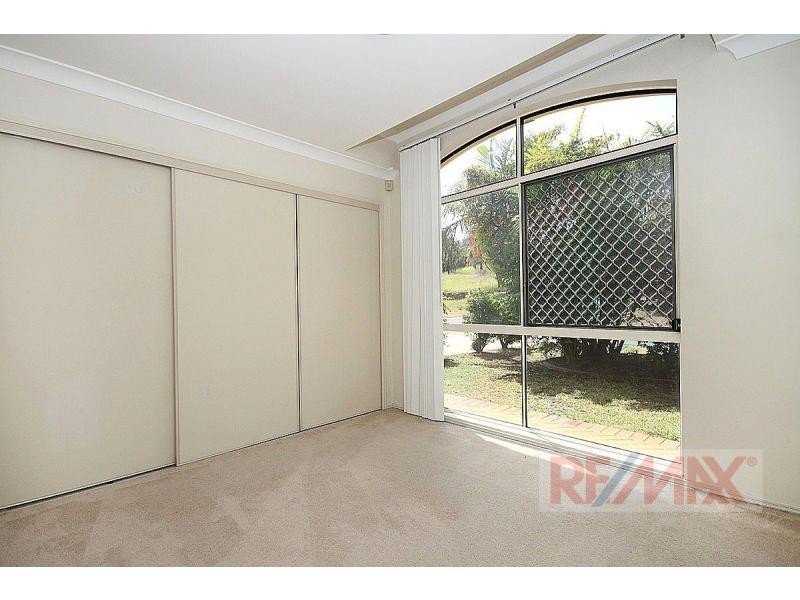 27 Mozart Place, Mount Ommaney QLD 4074