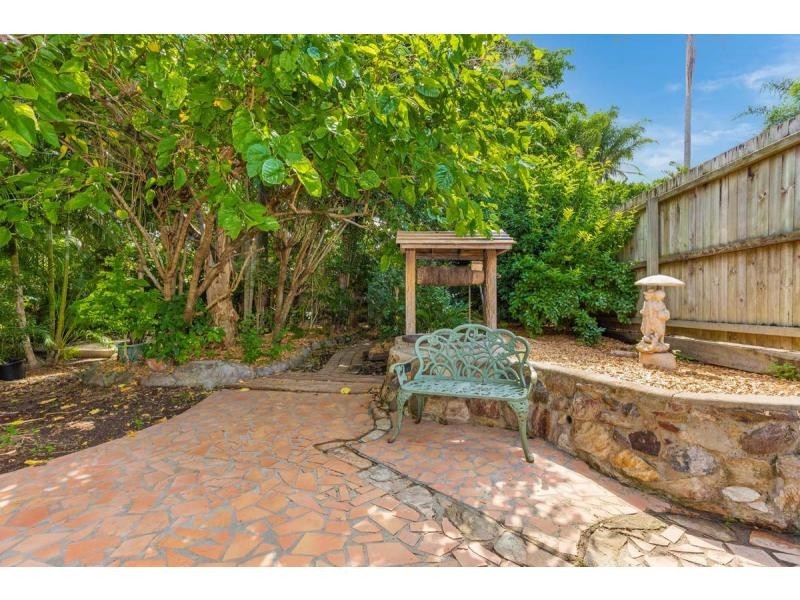 16 Hibbertia Court, Springwood QLD 4127