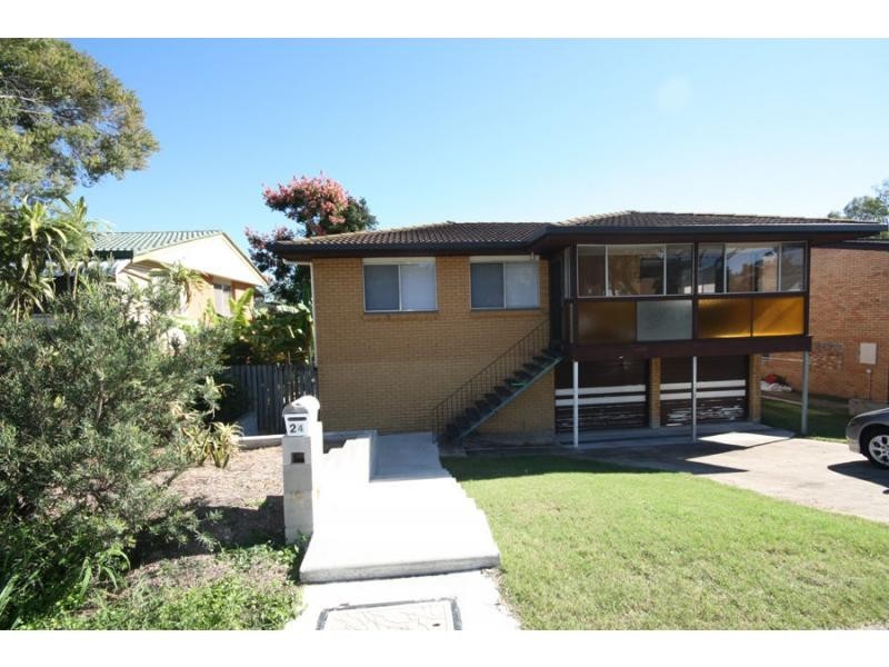 24 Dandenong Road, Jamboree Heights QLD 4074
