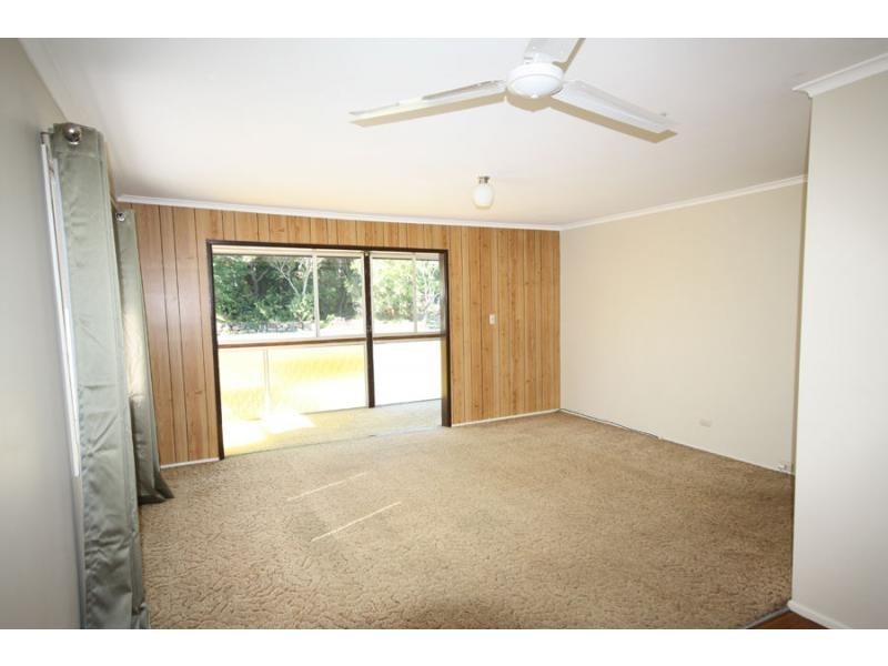 24 Dandenong Road, Jamboree Heights QLD 4074