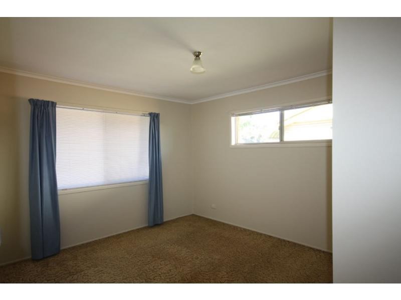 24 Dandenong Road, Jamboree Heights QLD 4074