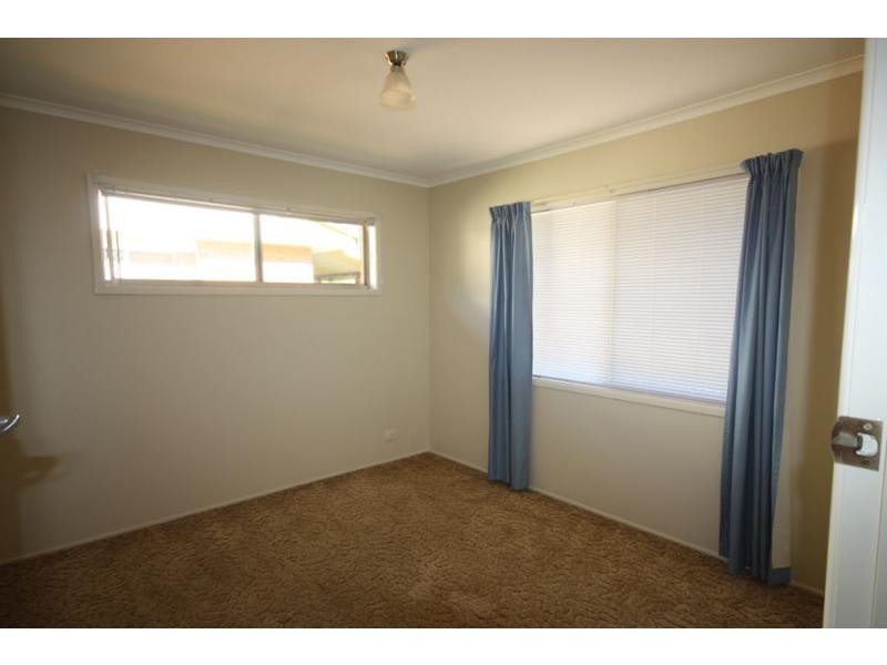 24 Dandenong Road, Jamboree Heights QLD 4074
