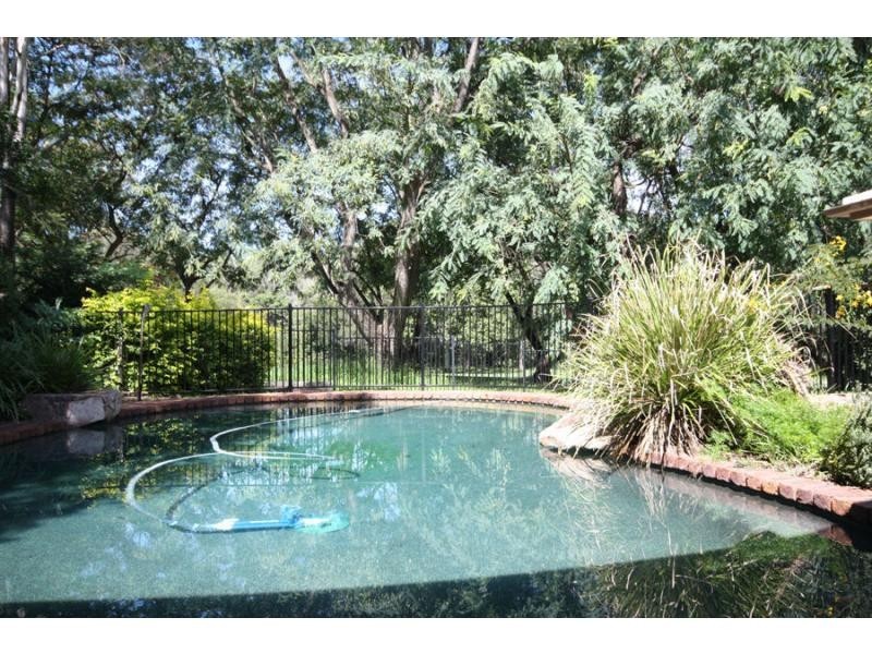 8 Westlake Drive, Westlake QLD 4074