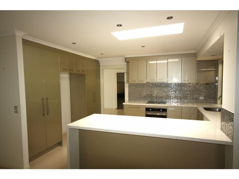 8 Westlake Drive, Westlake QLD 4074