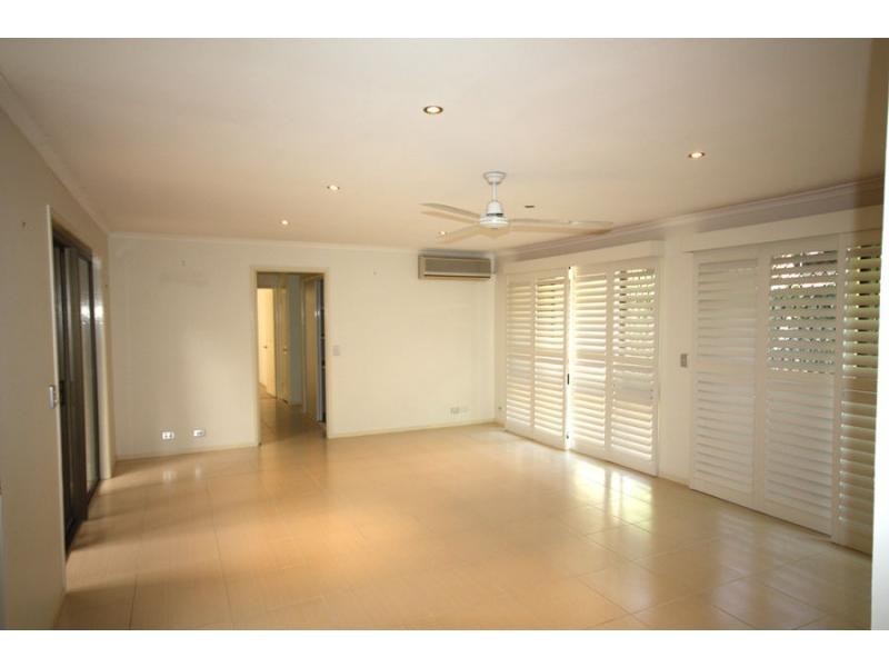 8 Westlake Drive, Westlake QLD 4074
