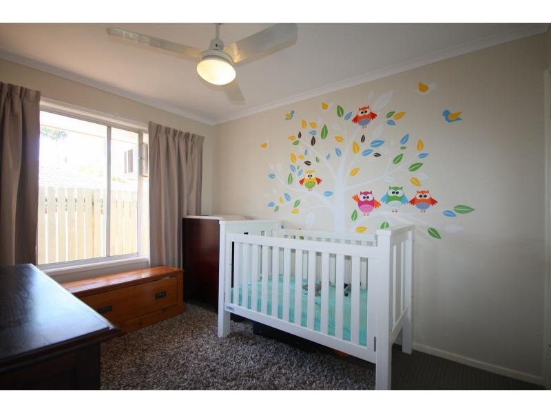 27 Hazelton Street, Riverhills QLD 4074