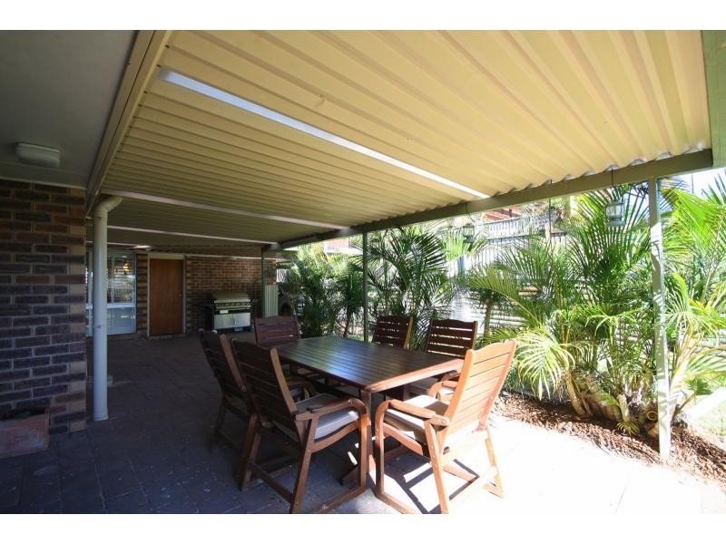27 Hazelton Street, Riverhills QLD 4074