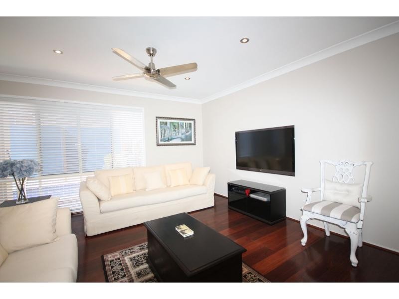 9 Seabrook Circuit, Westlake QLD 4074