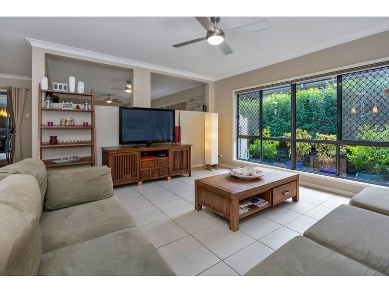 65 Gibbston Place, Doolandella QLD 4077