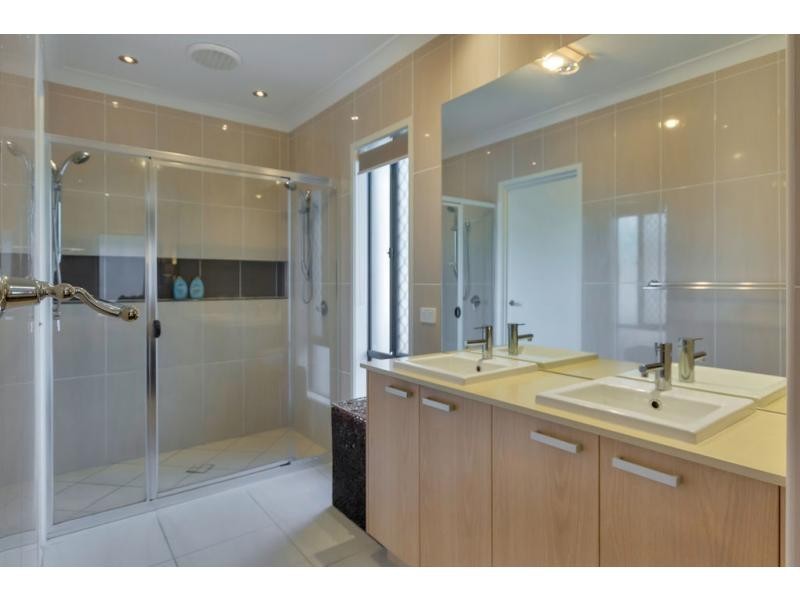 65 Gibbston Place, Doolandella QLD 4077