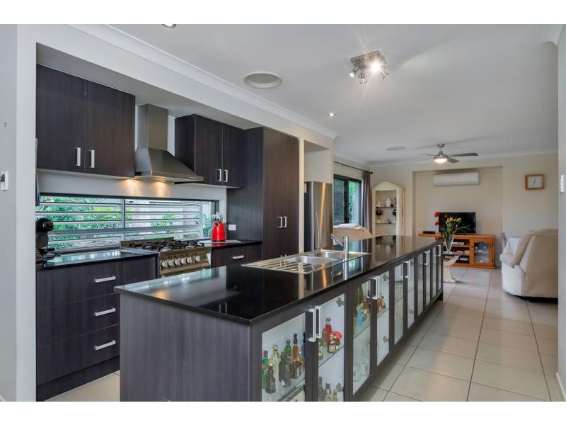 65 Gibbston Place, Doolandella QLD 4077