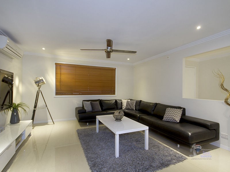 16 Colonsay Street, Middle Park QLD 4074