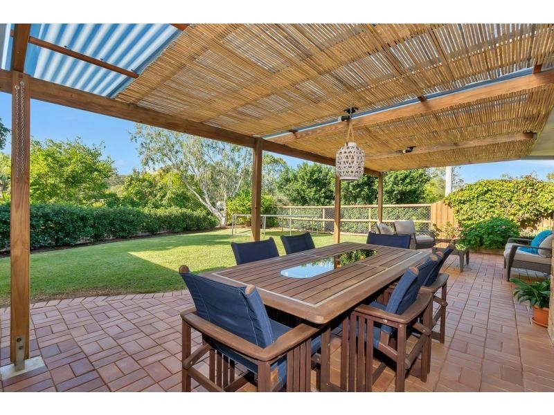 6 Oakmont Grove, Karana Downs QLD 4306