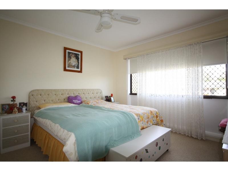 23 Zeil Street, Riverhills QLD 4074