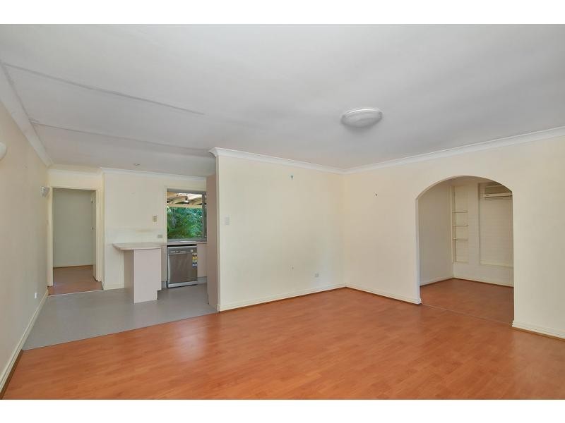 8 Sabot Street, Jamboree Heights QLD 4074