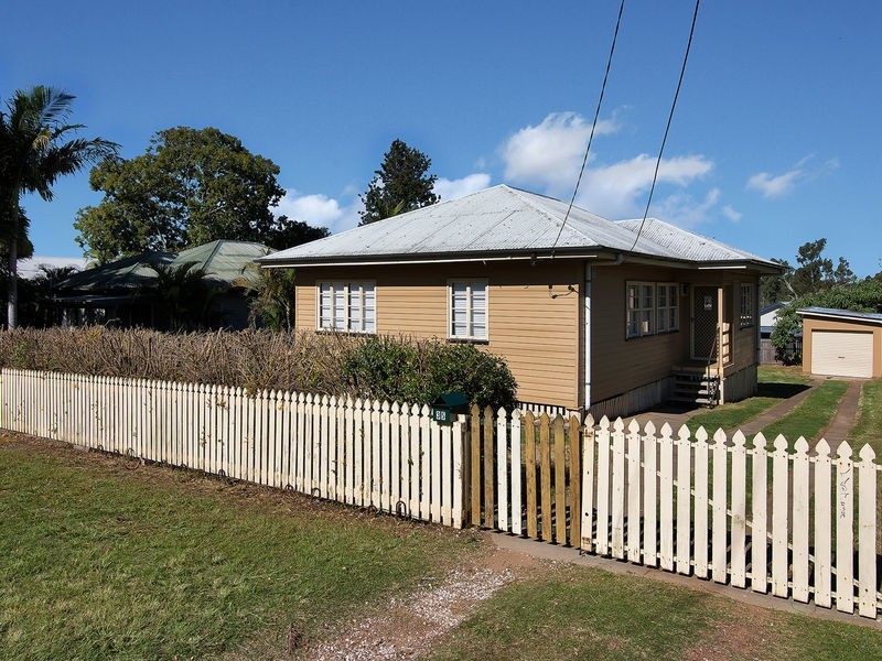35 Samford Street, Leichhardt QLD 4305