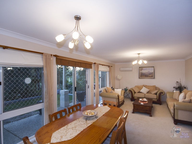 56 Drysdale Street, Mount Ommaney QLD 4074