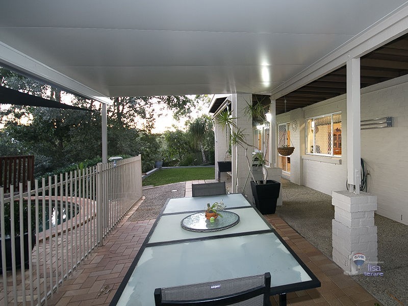 56 Drysdale Street, Mount Ommaney QLD 4074